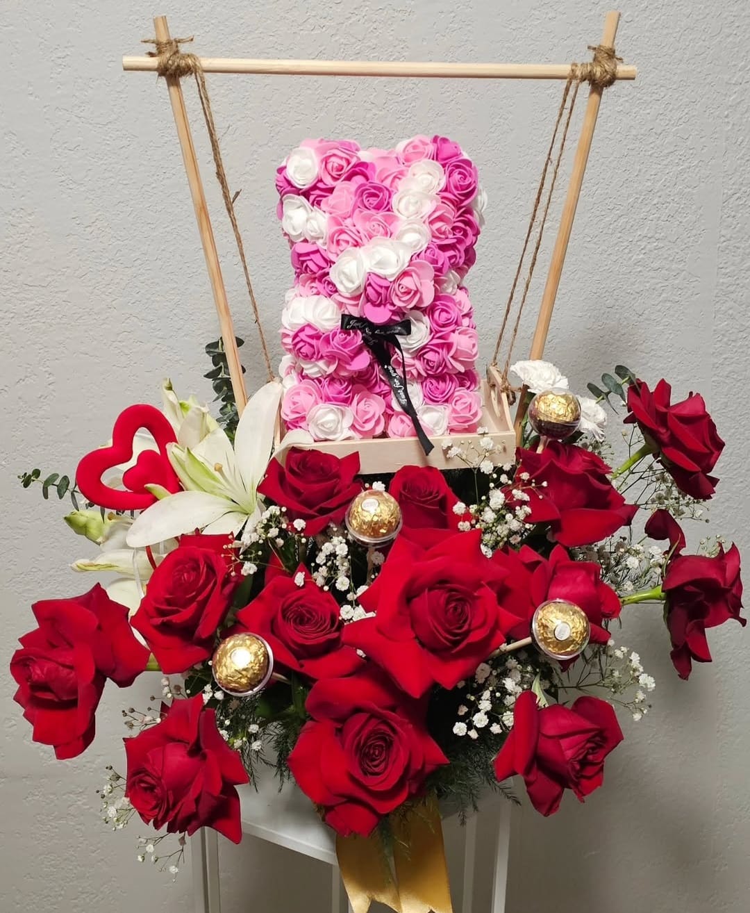 Arreglo con rosas mixtas 6